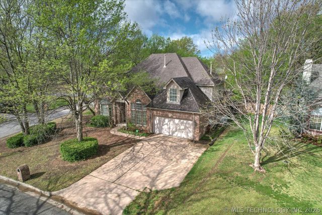 6828 S Richmond Place, Tulsa, OK 74136