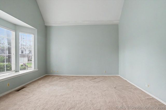 6828 S Richmond Place, Tulsa, OK 74136