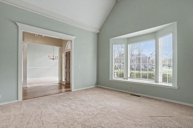 6828 S Richmond Place, Tulsa, OK 74136