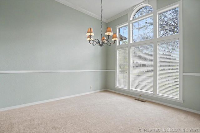 6828 S Richmond Place, Tulsa, OK 74136