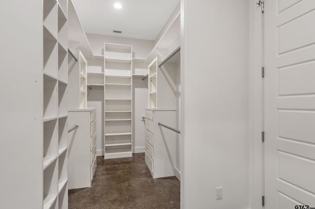 1569 Cooks Crossing, Tyler, TX 75703