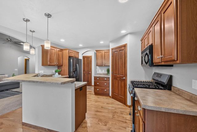 3875 DUCHESS LANE, Oshkosh, WI 54904