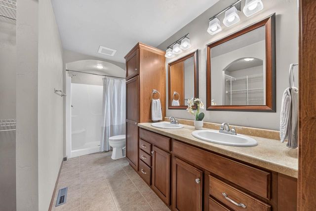 3875 DUCHESS LANE, Oshkosh, WI 54904