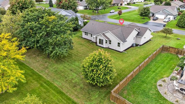 3875 DUCHESS LANE, Oshkosh, WI 54904