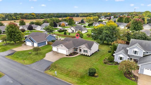 3875 DUCHESS LANE, Oshkosh, WI 54904