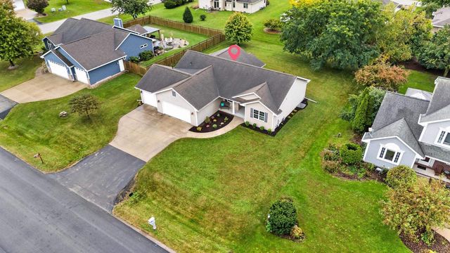 3875 DUCHESS LANE, Oshkosh, WI 54904