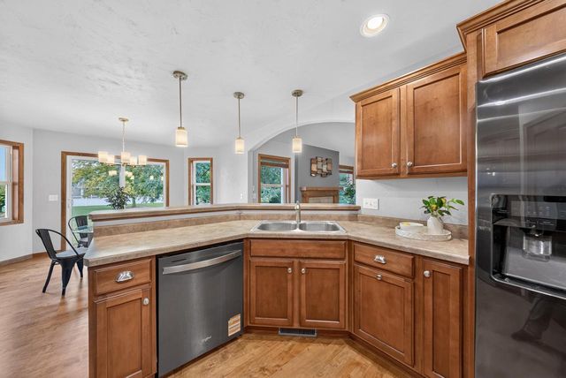 3875 DUCHESS LANE, Oshkosh, WI 54904