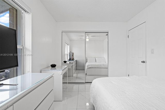 8210 SW 3 COURT, North Lauderdale, FL 33068
