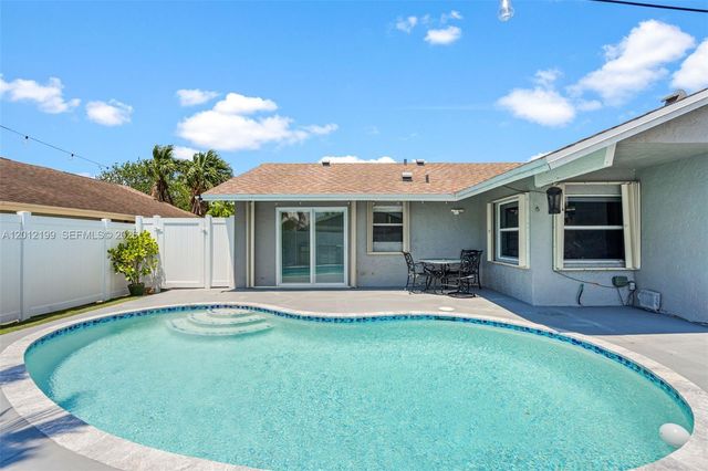 8210 SW 3 COURT, North Lauderdale, FL 33068
