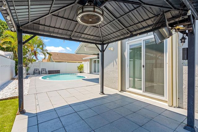 8210 SW 3 COURT, North Lauderdale, FL 33068
