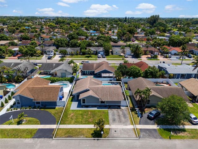 8210 SW 3 COURT, North Lauderdale, FL 33068
