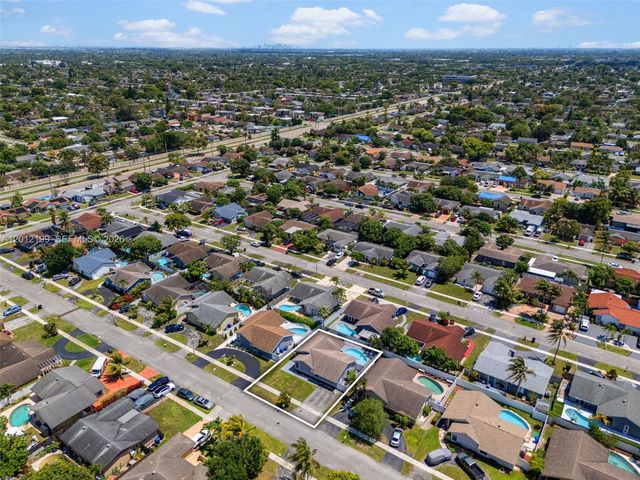 8210 SW 3 COURT, North Lauderdale, FL 33068
