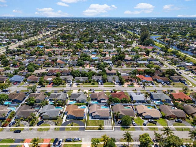 8210 SW 3 COURT, North Lauderdale, FL 33068