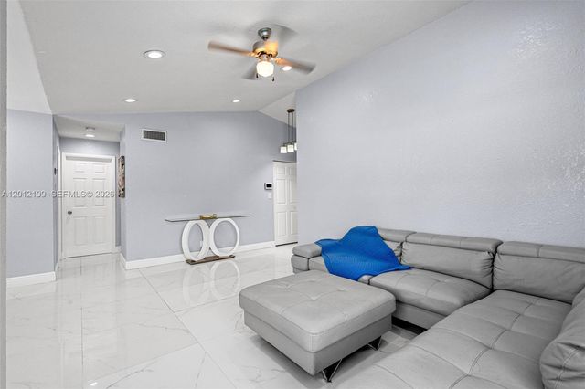 8210 SW 3 COURT, North Lauderdale, FL 33068