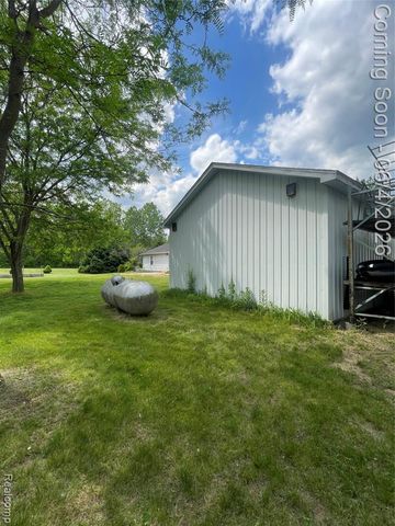 48261 Roy Court, Belleville, MI 48111