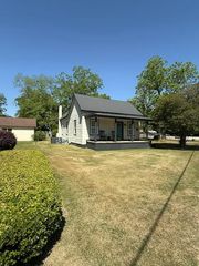312 S Parler Avenue, Saint George, SC 29477