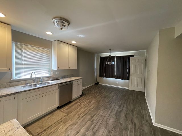 494 Oglesby Avenue, Calumet City, IL 60409