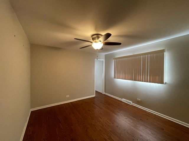 494 Oglesby Avenue, Calumet City, IL 60409