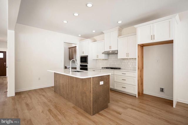 440 PARKSIDE WAY, Lititz, PA 17543