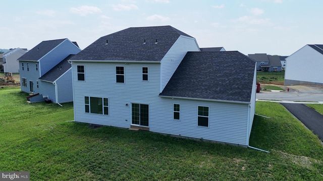 440 PARKSIDE WAY, Lititz, PA 17543