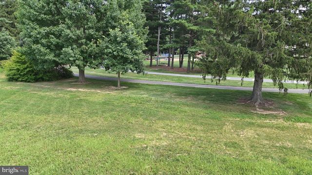 440 PARKSIDE WAY, Lititz, PA 17543