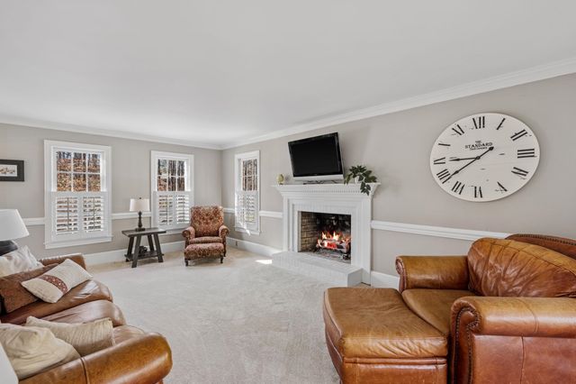 121 Williamsburg Drive, Spartanburg, SC 29302