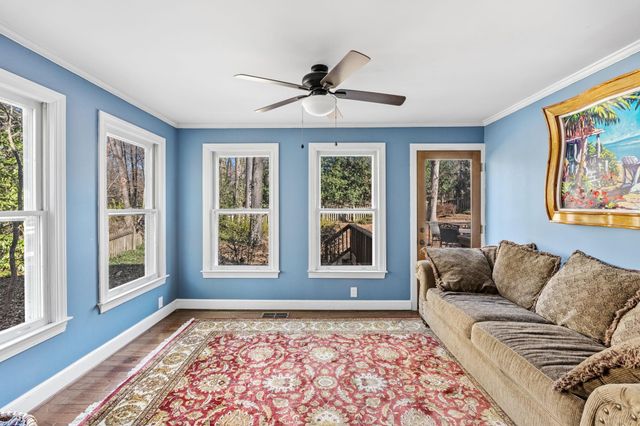 121 Williamsburg Drive, Spartanburg, SC 29302