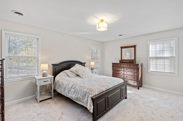 121 Williamsburg Drive, Spartanburg, SC 29302