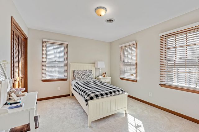 121 Williamsburg Drive, Spartanburg, SC 29302