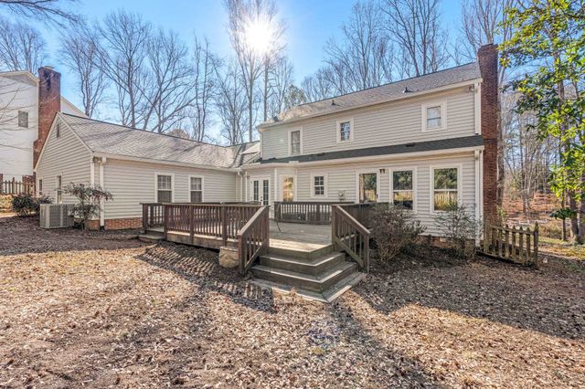 121 Williamsburg Drive, Spartanburg, SC 29302