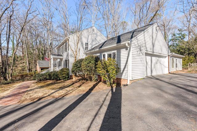 121 Williamsburg Drive, Spartanburg, SC 29302