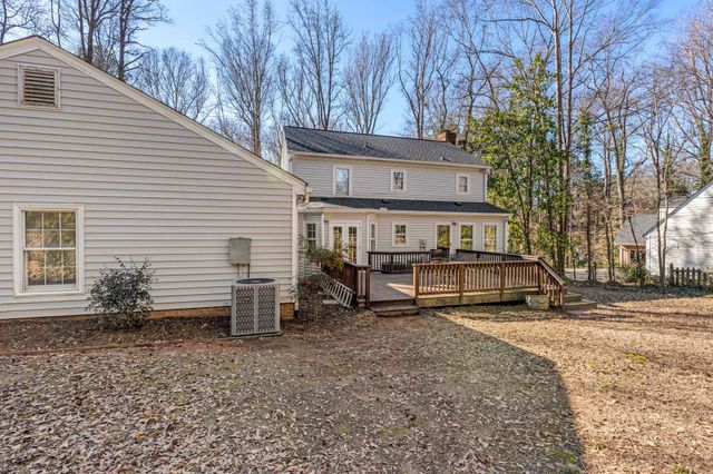 121 Williamsburg Drive, Spartanburg, SC 29302