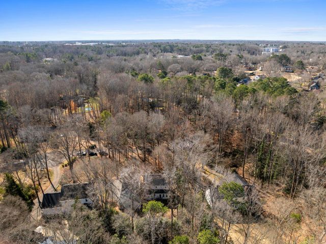 121 Williamsburg Drive, Spartanburg, SC 29302