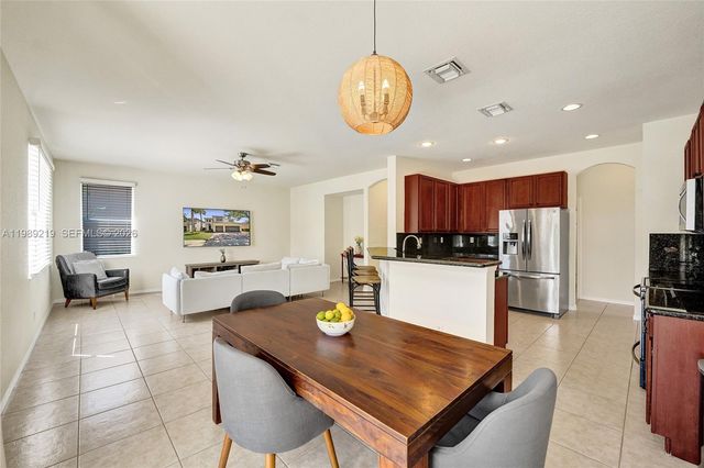 3936 Cascade Ter, Weston, FL 33332