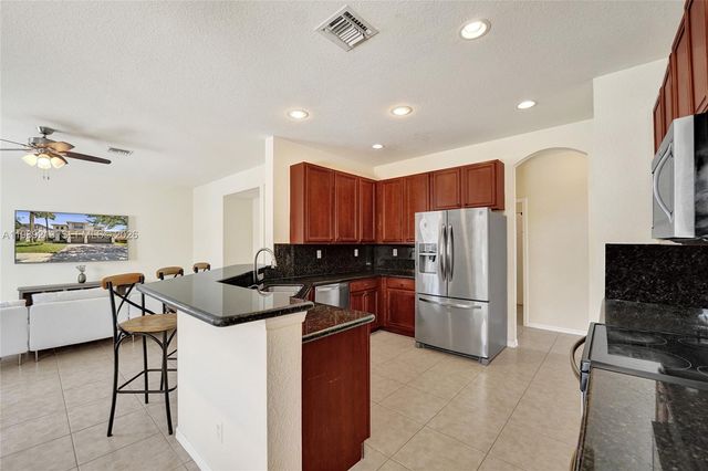 3936 Cascade Ter, Weston, FL 33332