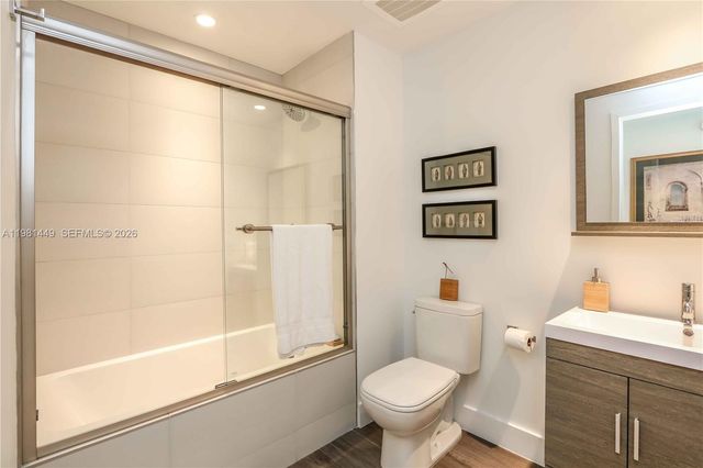 2900 NE 7th Ave 404, Miami, FL 33137