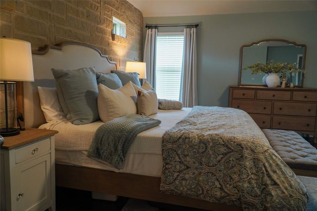 3105 Arbor View Drive, Burleson, TX 76028