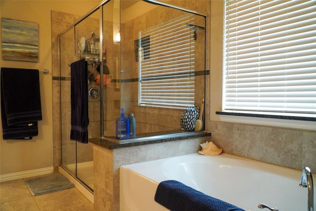 3105 Arbor View Drive, Burleson, TX 76028