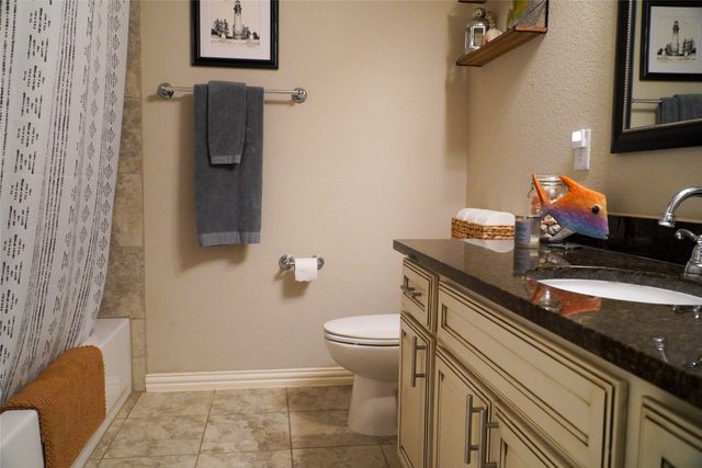 3105 Arbor View Drive, Burleson, TX 76028