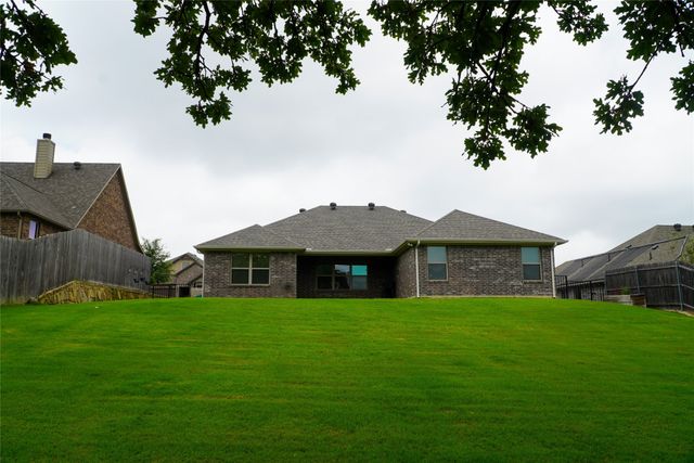 3105 Arbor View Drive, Burleson, TX 76028