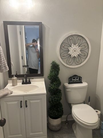 2086 Ussery Rd, S, Clarksville, TN 37040