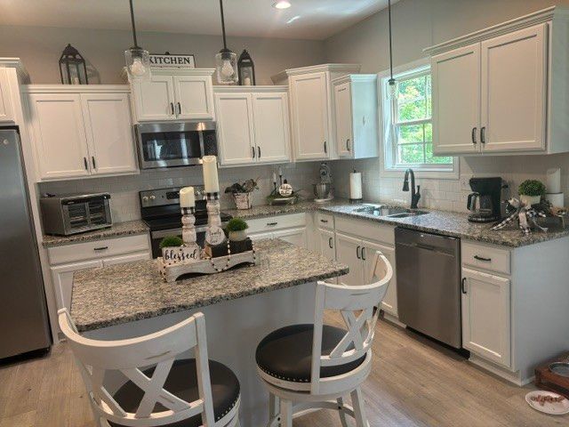 2086 Ussery Rd, S, Clarksville, TN 37040