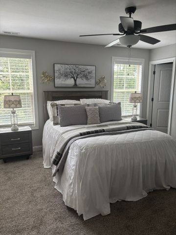 2086 Ussery Rd, S, Clarksville, TN 37040