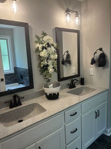 2086 Ussery Rd, S, Clarksville, TN 37040