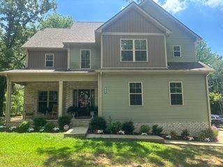 2086 Ussery Rd, S, Clarksville, TN 37040