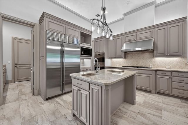 14819 Bellbrook Drive, Addison, TX 75254