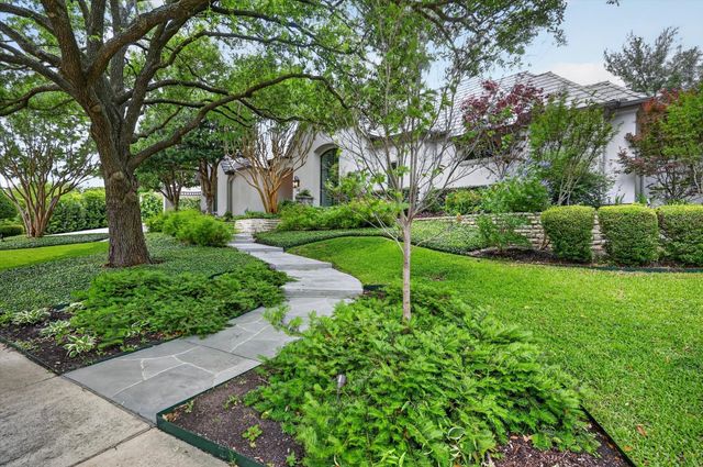 14819 Bellbrook Drive, Addison, TX 75254