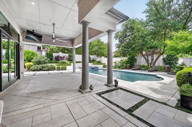 14819 Bellbrook Drive, Addison, TX 75254