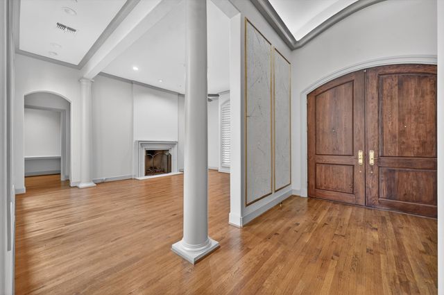 14819 Bellbrook Drive, Addison, TX 75254