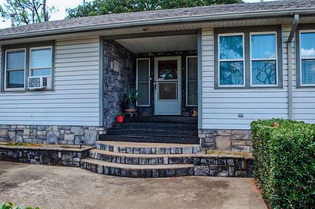 8224 Kasbaum Lane, Oklahoma City, OK 73150